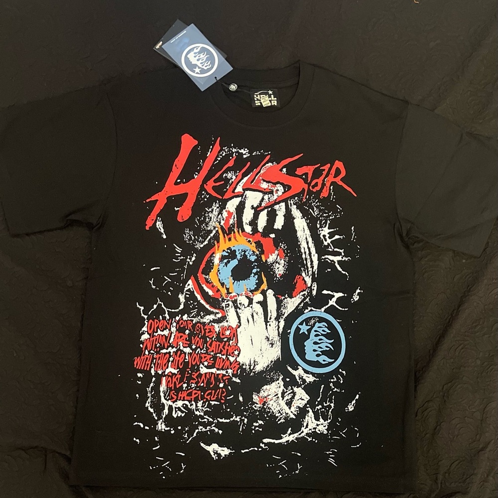 He’ll star shirts